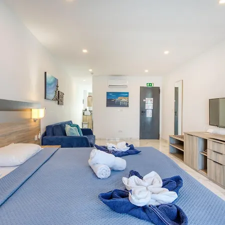 Apartment Stylish In Bay Square 4 *